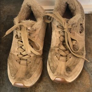 Roxy lace up sneakers